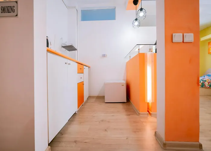 Апартаменти The Artist Near National Theatre Бухарест