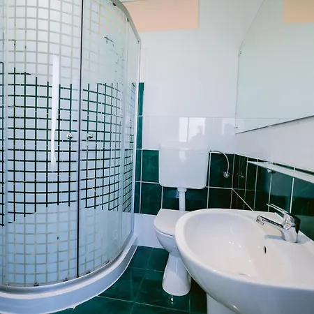 The Artist Near National Theatre Apartment Bucharest