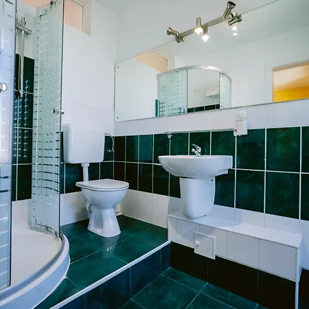 The Artist Near National Theatre Appartamento *